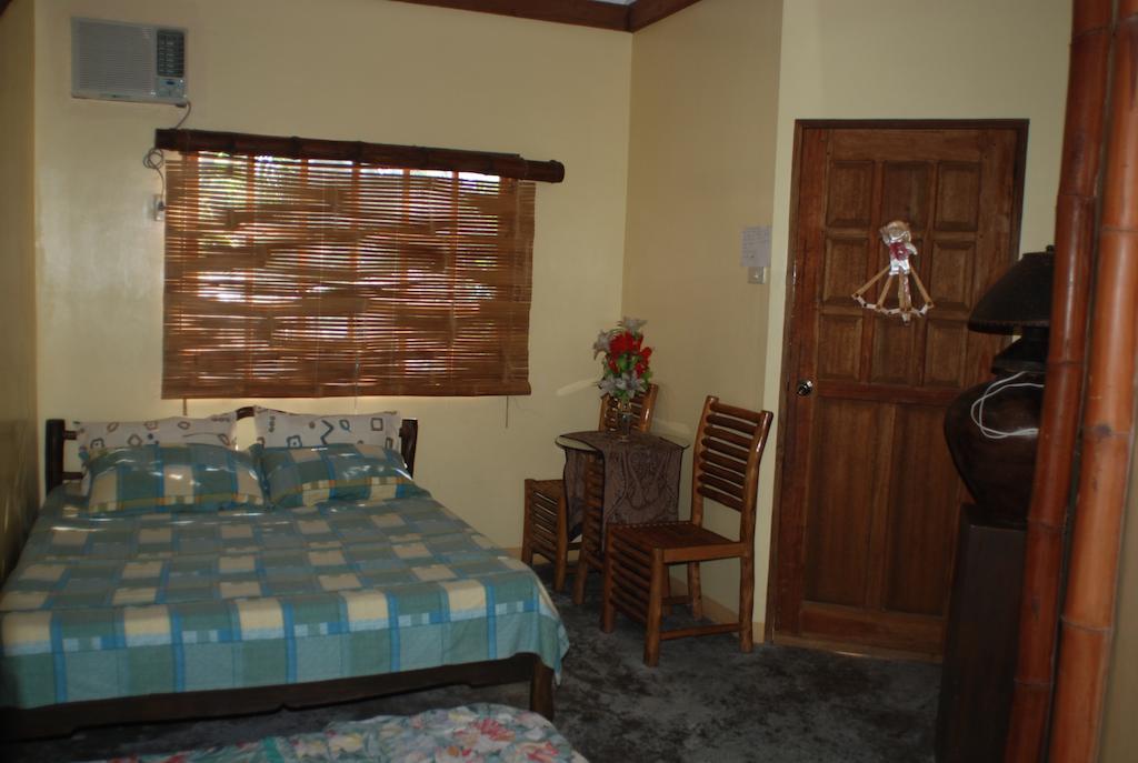 Casa Aviara Resort&Hotel Puerto Galera Habitación foto