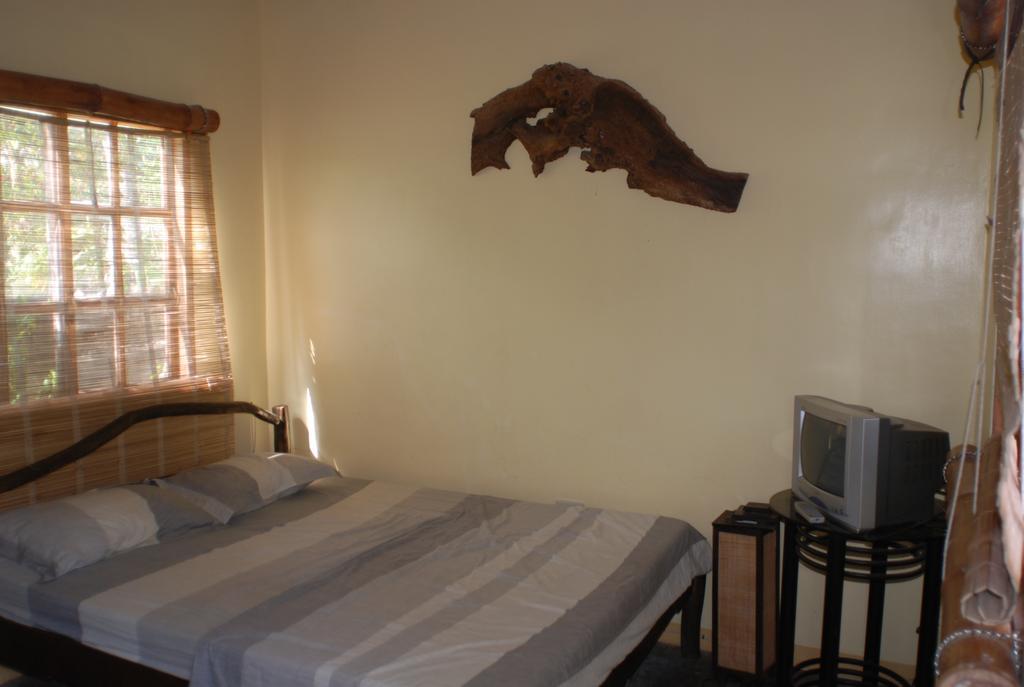 Casa Aviara Resort&Hotel Puerto Galera Habitación foto